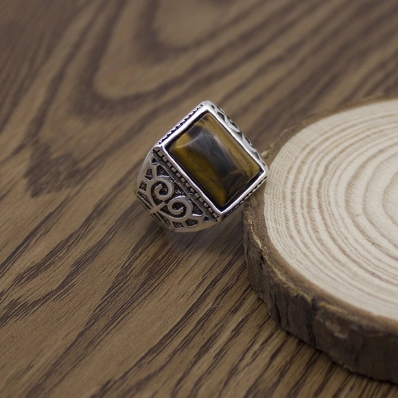 New Beautiful Tigers Eye Ring - Picture 2 of 4